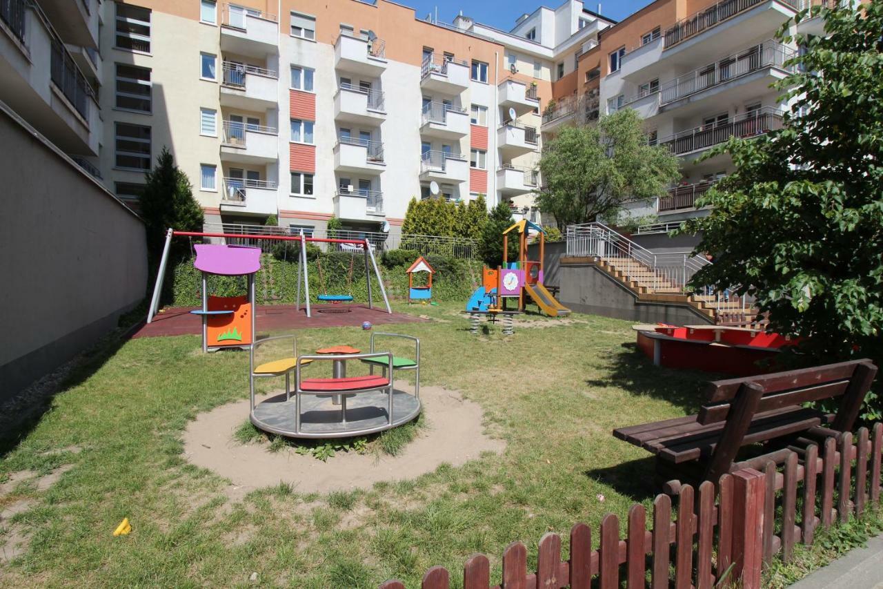 Apartament Podróże Małe I Duże Warszawa